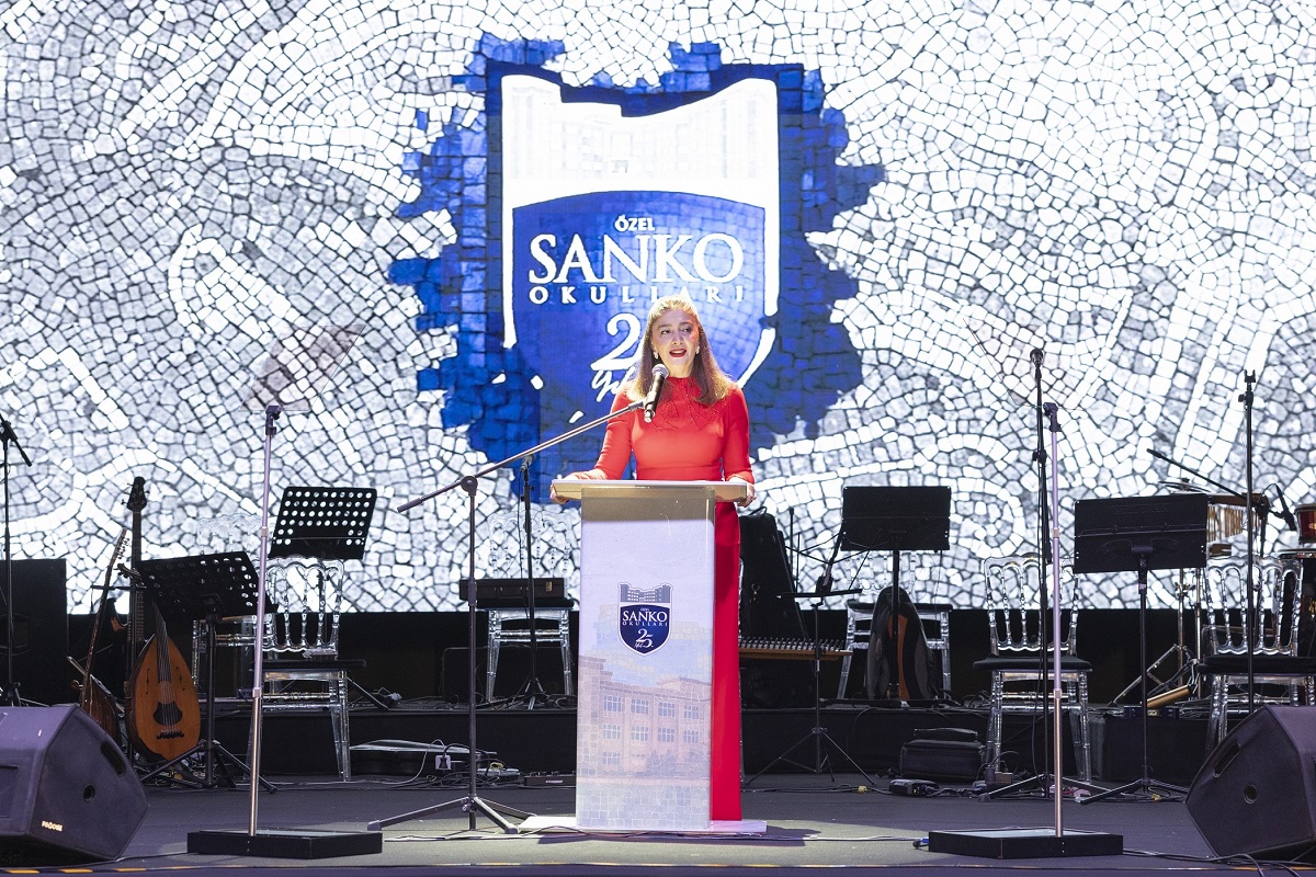 Sanko Okullari 25 Yaşinda 3
