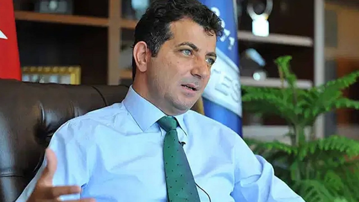 Ünsal Ban (1)