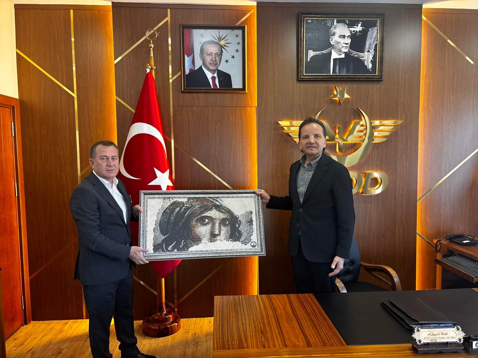 Ec8F947F Fa99 4Bdd 9Adb F0A333Ca398E