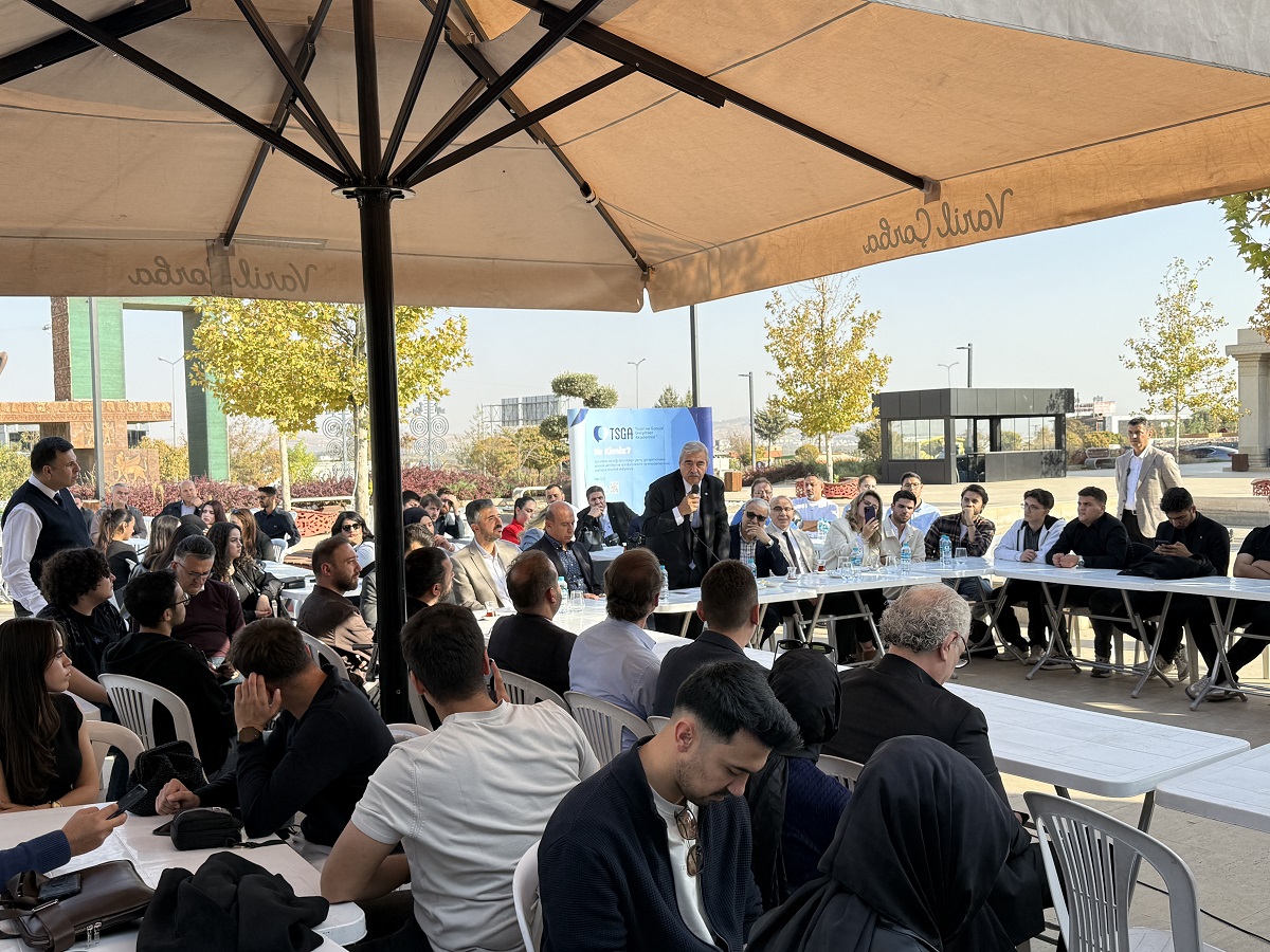 Gi̇btü Ve Gaün Sanayi̇ Ve Öğrenci̇leri̇n Buluşmasi (3)