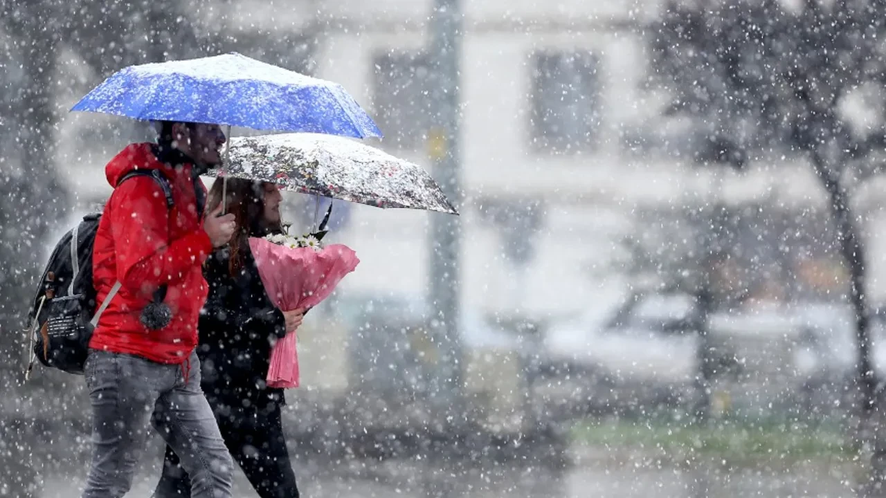Meteoroloji uzmanı tarih vererek uyardı! Lapa lapa kar yağacak…