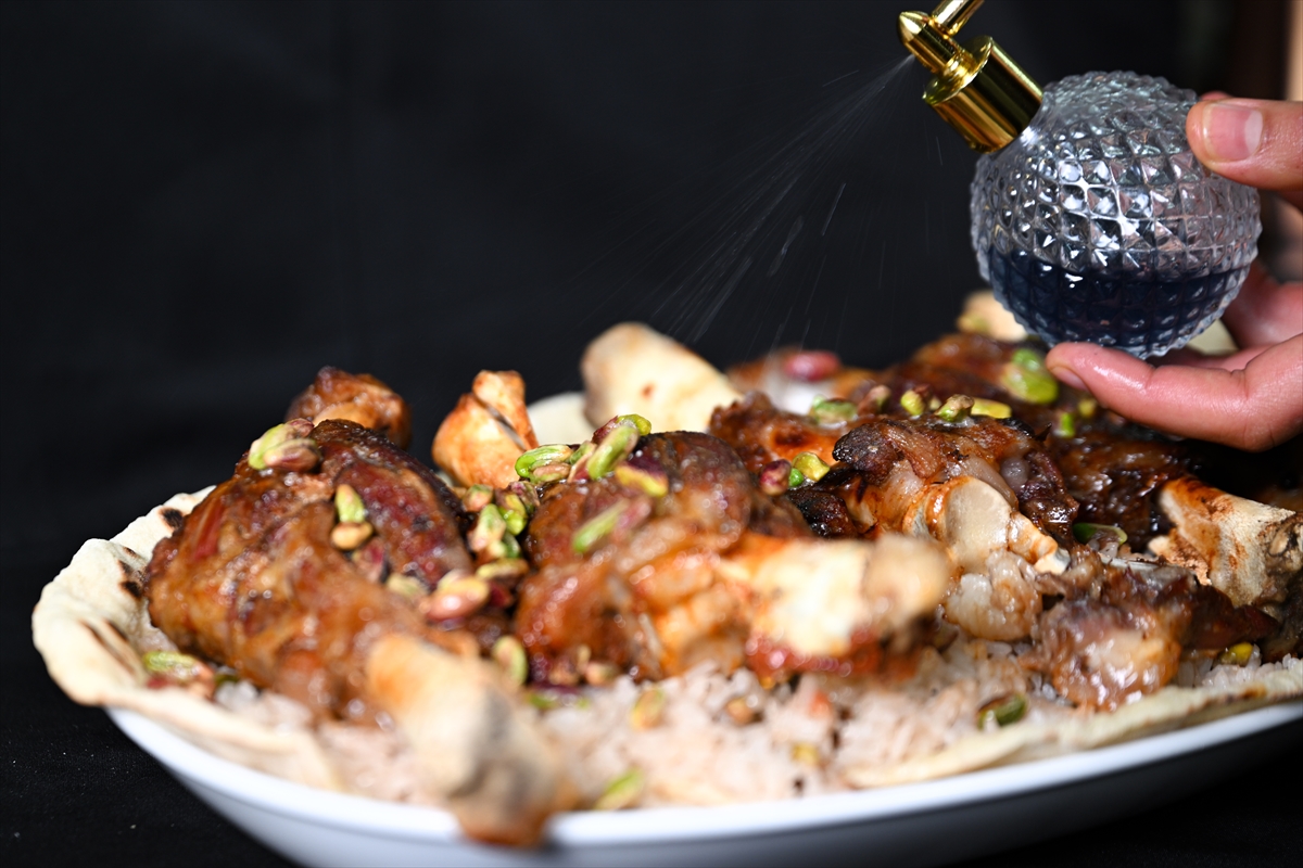 A A 20251222 40047019 40047000 U N I V E R S I T E O G R E N C I L E R I O S M A N L I Y E M E K L E R I N I Y E N I L E B I L I R P A R F U M L E R L E P A Z A R L A M A K I S T I Y O R