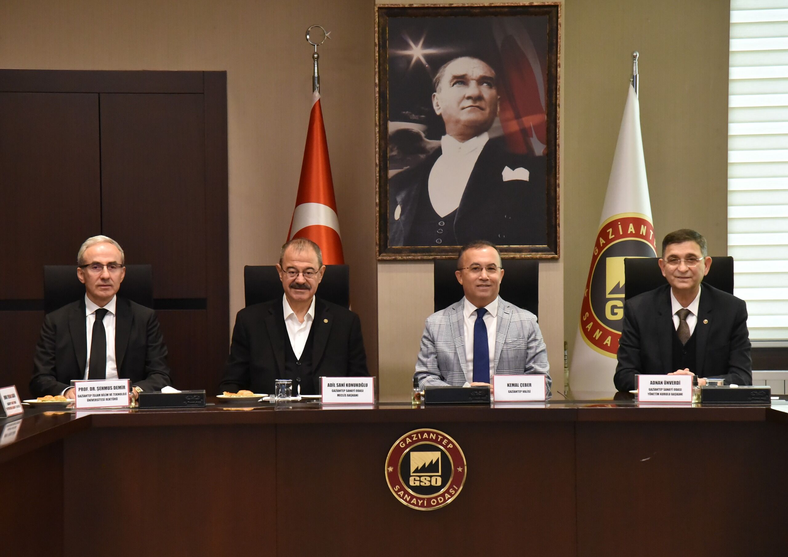 Gso Ev Sahi̇pli̇ği̇nde “Sanayi̇de Di̇ji̇tal Dönüşüm Ve Yapay Zeka” Konusu Ele Alindi (1)