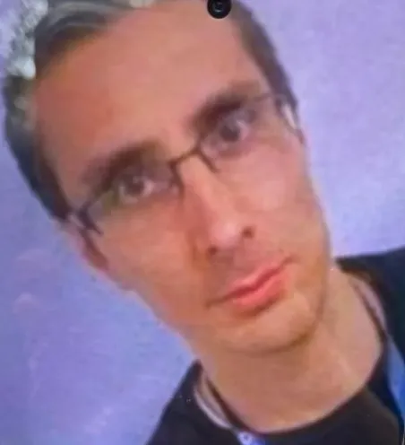 0X0 Saplanti Cinayetle Bitti Genc Kiz Uykusunda 23 Kez Bicaklandi 1767952789560