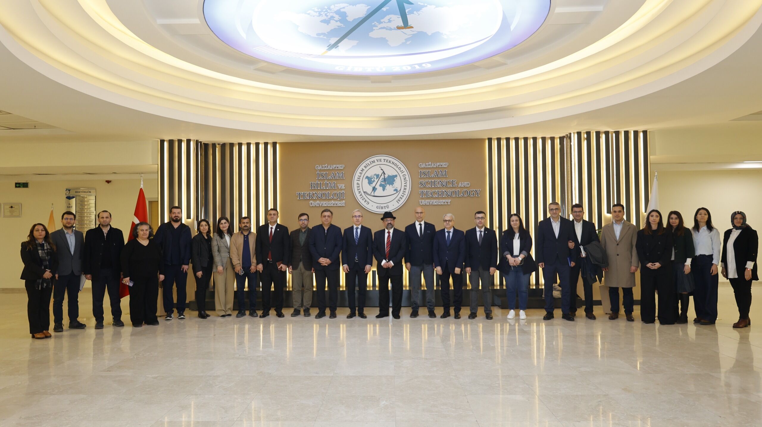 27B5Ca33 E4F7 44C7 9673 55E6145F382C