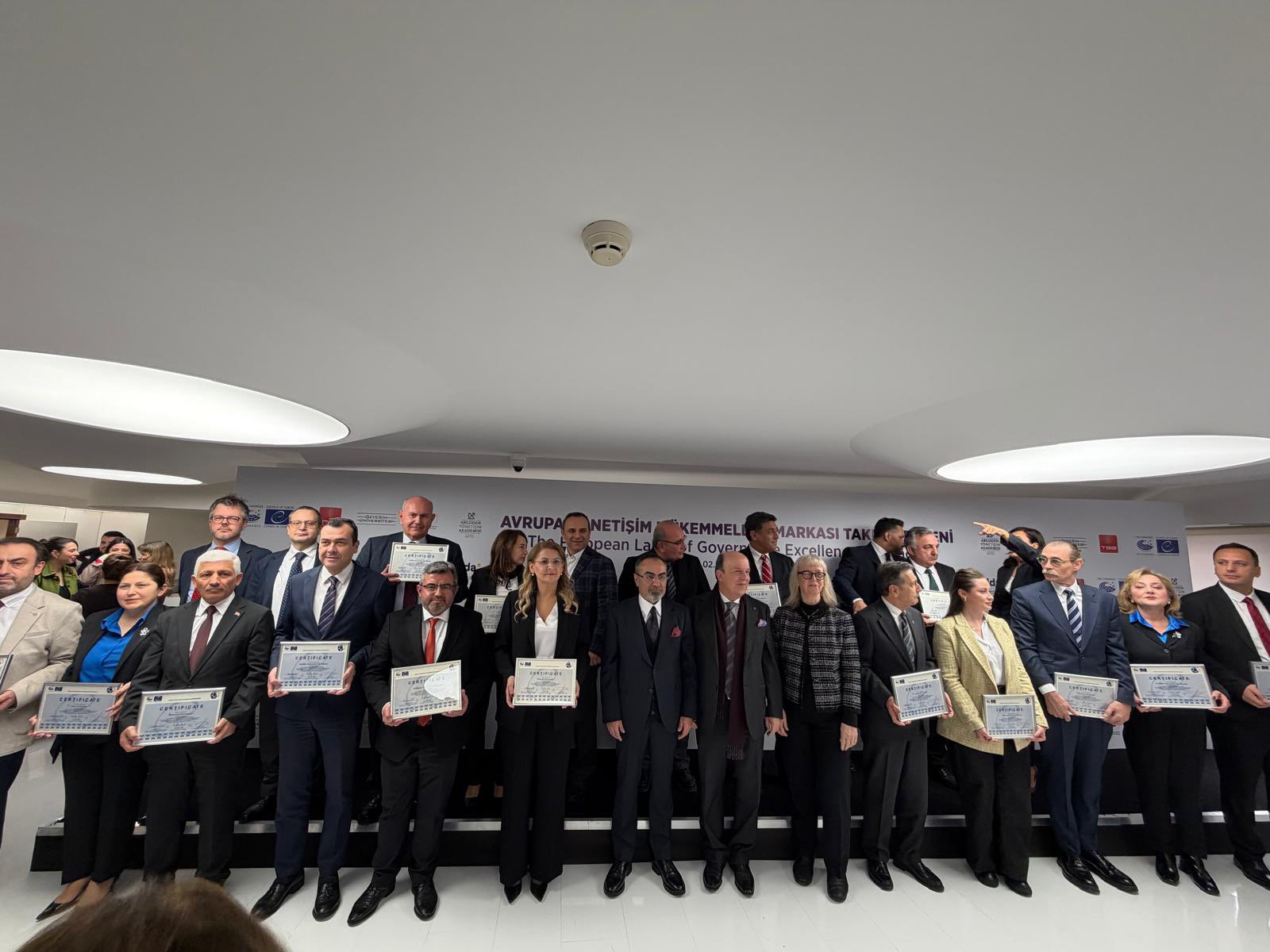 H Az81 E Mb E A A H O Kb