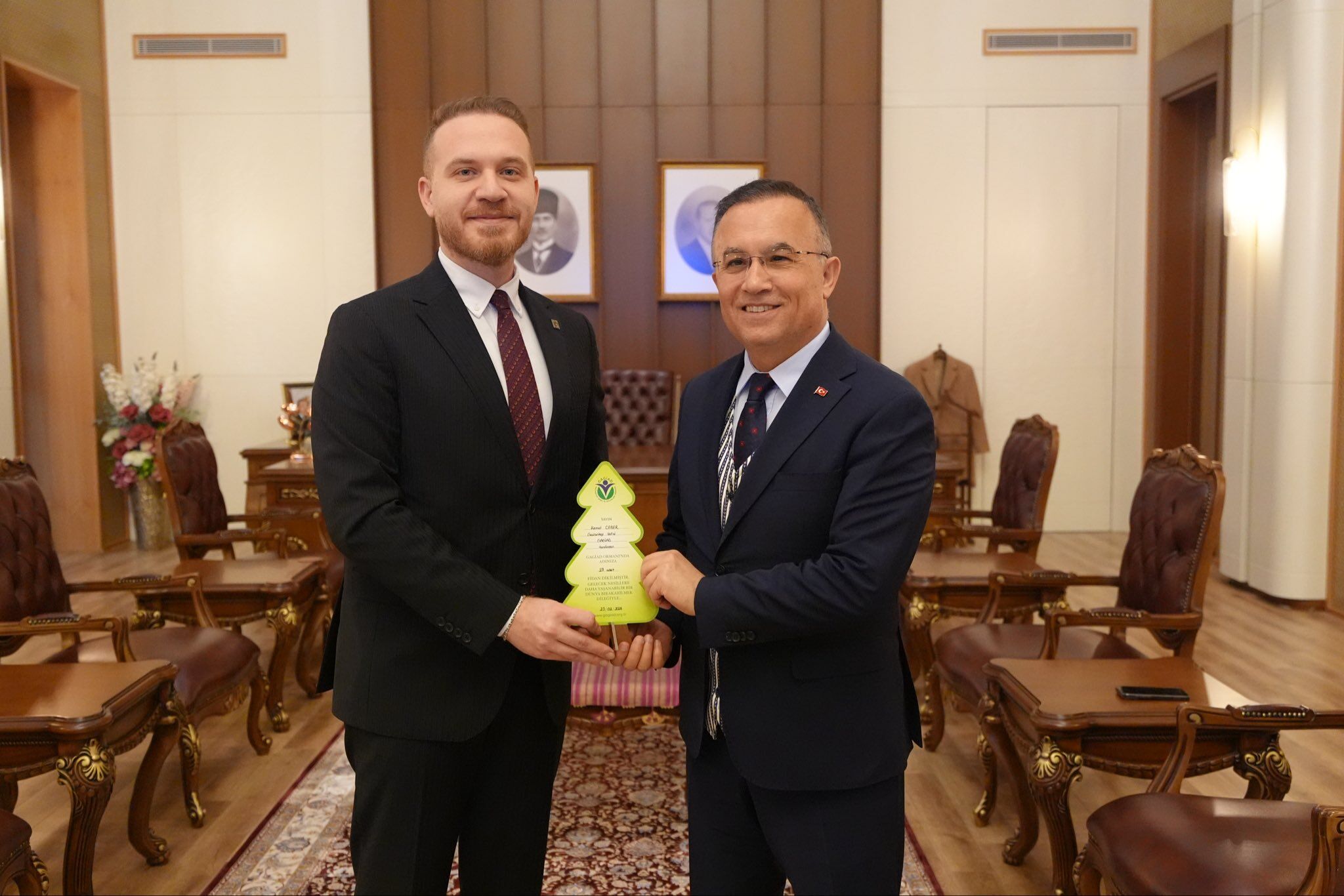 H B2 Hhqf W U A A I Ow S