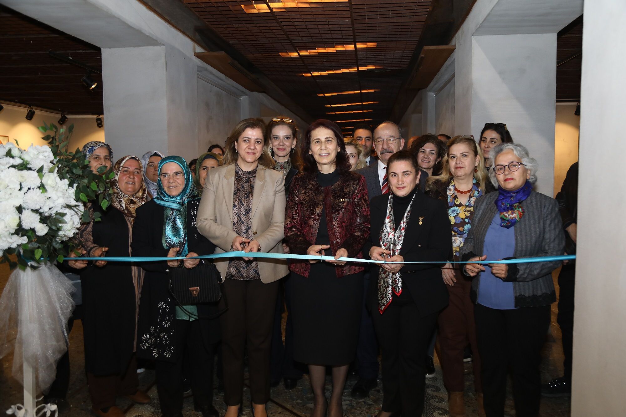 “19. Asirda Osmanli Coğrafyasinda Kadin” Sergi̇si̇ Zi̇yarete Açildi (6)