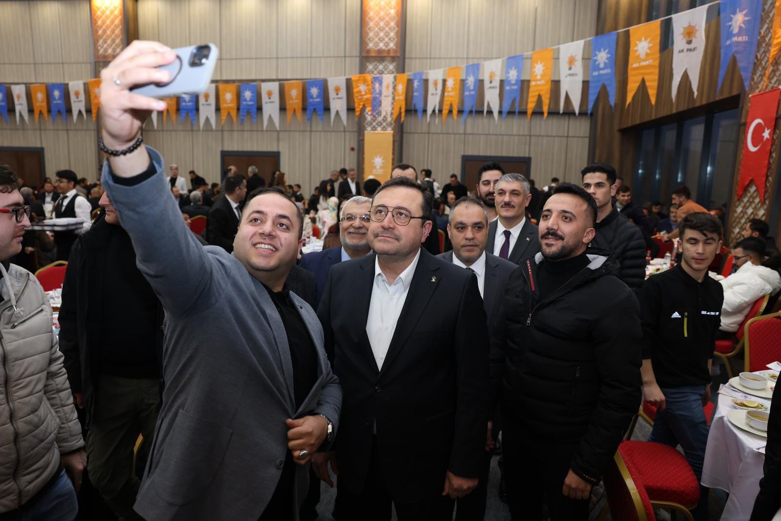 H Dae7 M J Xg A A07 Y I