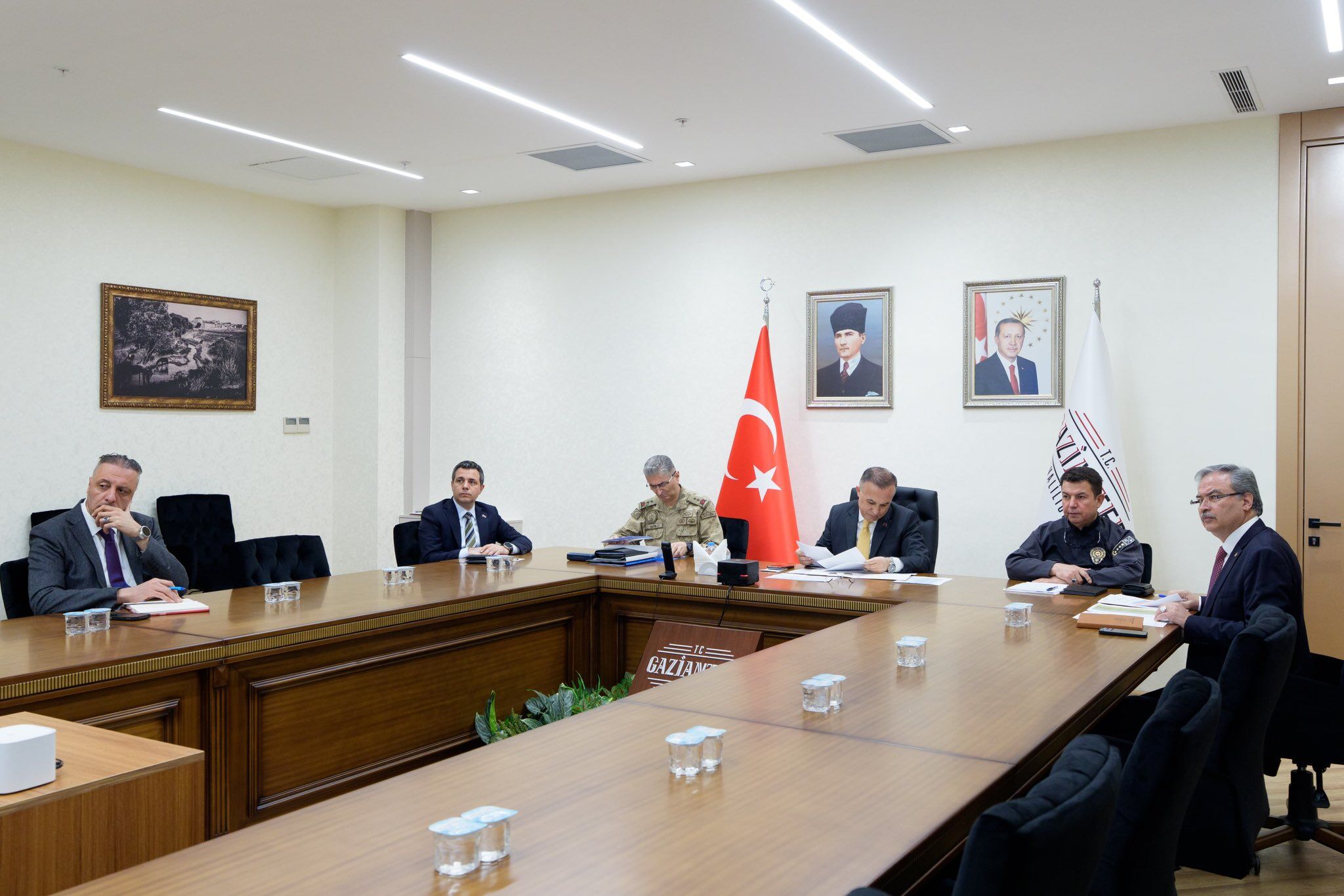 H G B Jybua0 A A0 Qn O