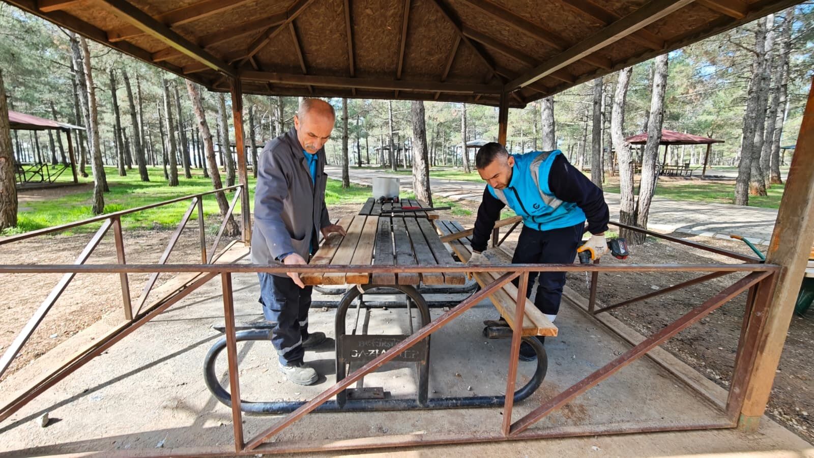Gazi̇antep Büyükşehi̇r’den Bahar Temi̇zli̇ği̇ Seferberli̇ği̇ (4)