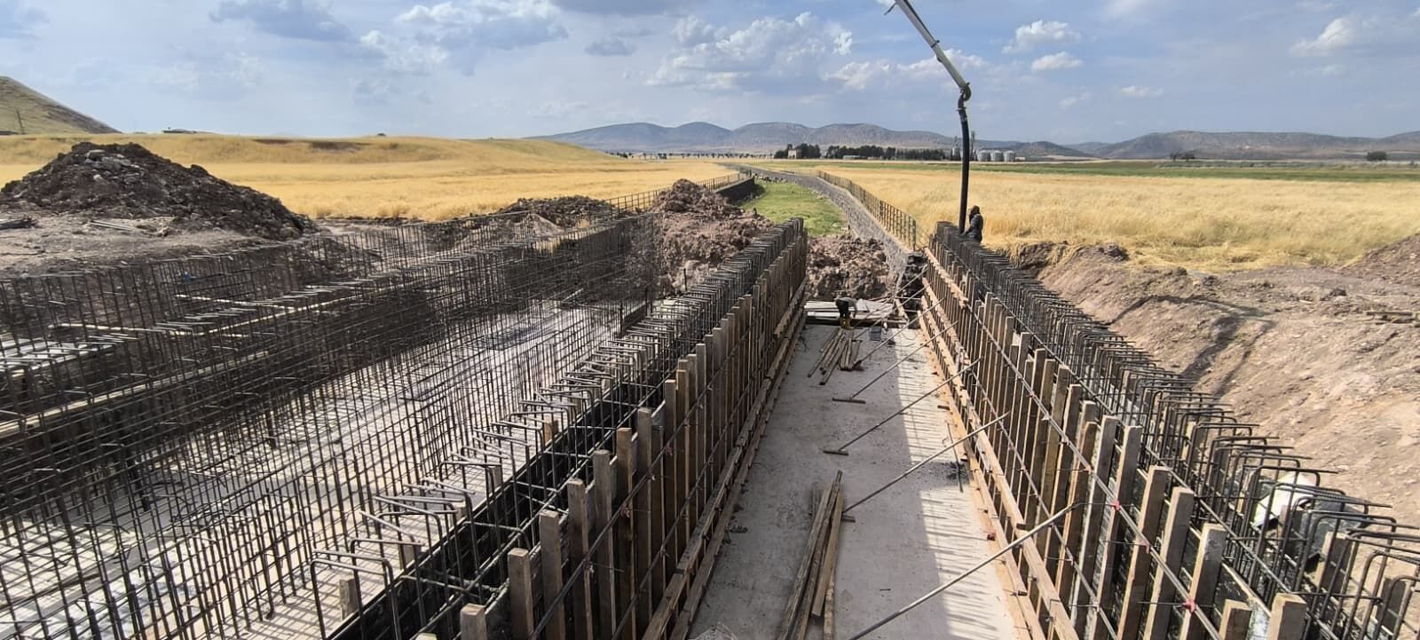 Gazi̇antep Büyükşehi̇r, Araban’da Ulaşim Güvenli̇ği̇ Ve Konforunu Artiriyor