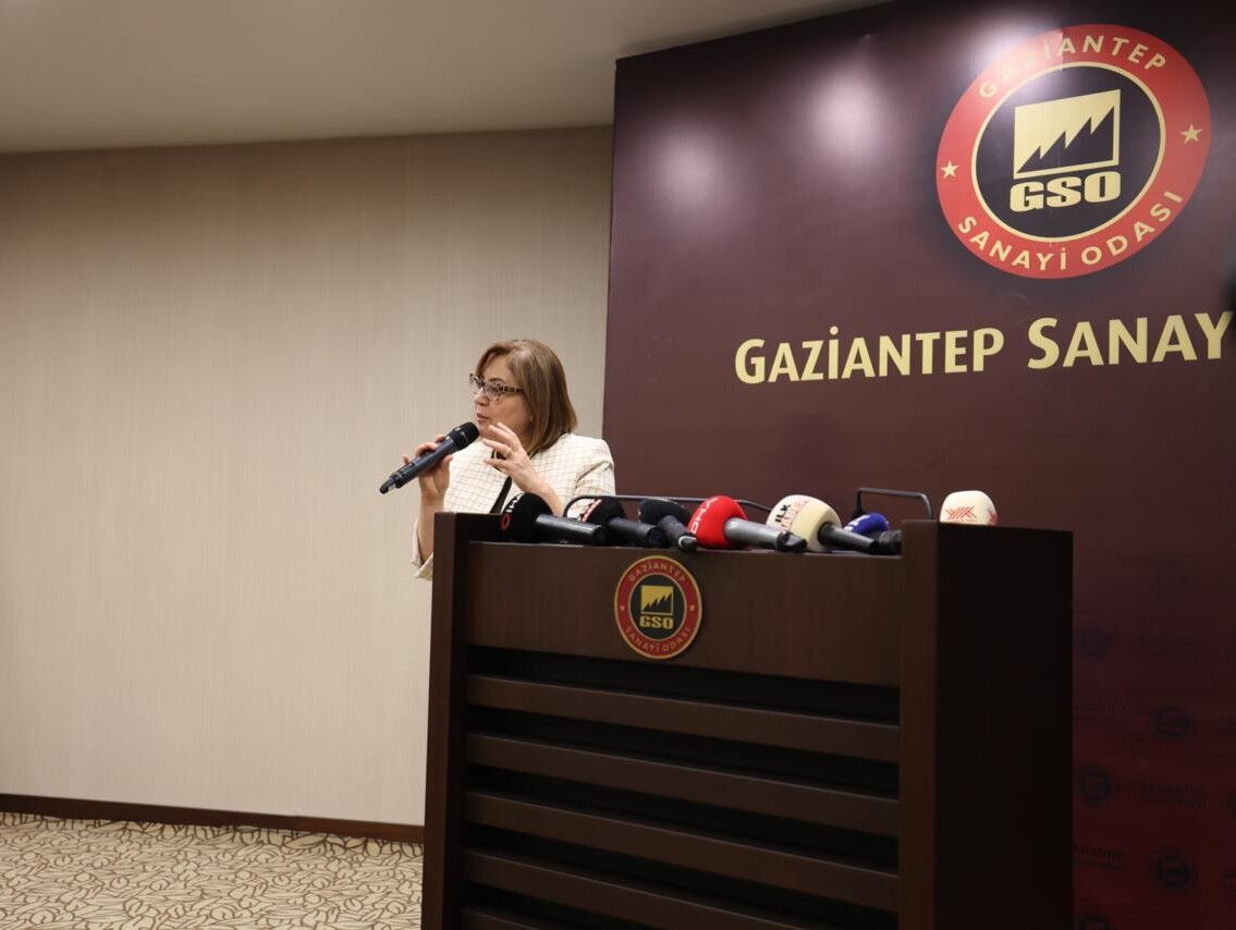 Gazi̇antep Büyükşehi̇r Beledi̇ye Başkani Fatma Şahi̇n-1