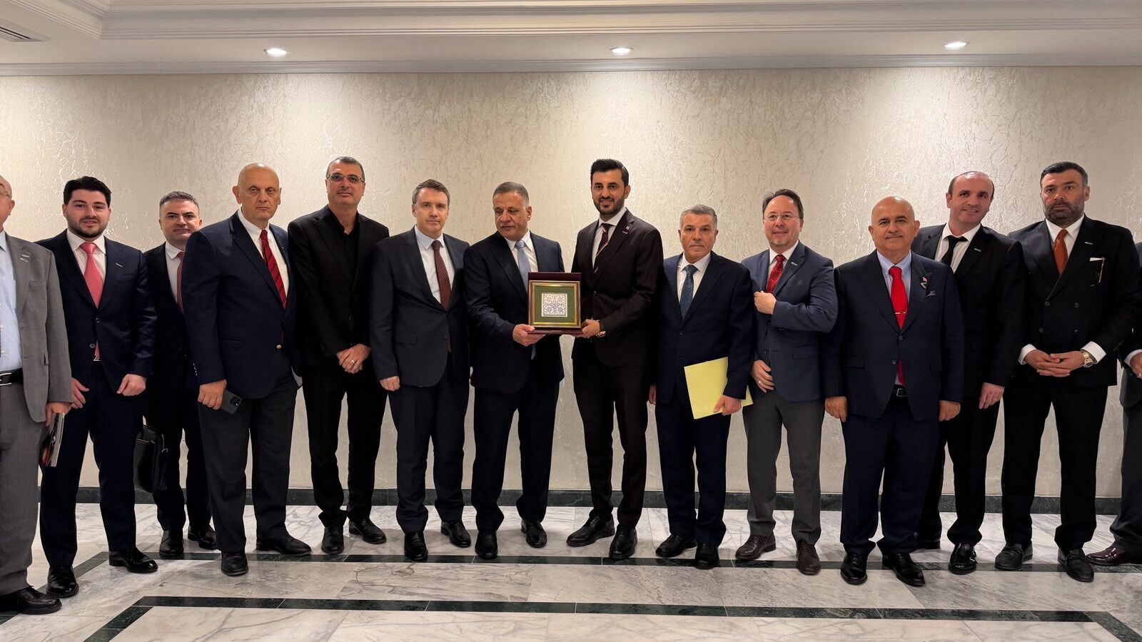 3 Irak Zi̇yaret