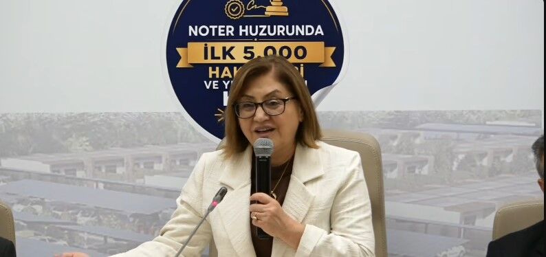 Fatma Şahin1-1