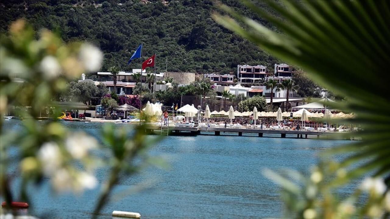 TÜİK açıkladı! Turizm gelirinde ikinci çeyrek rekoru kırıldı