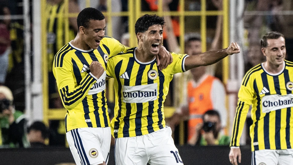 Fenerbahçe’nin Lyon maçı kamp kadrosu belli oldu! 4 isim kadroda yer alamadı…