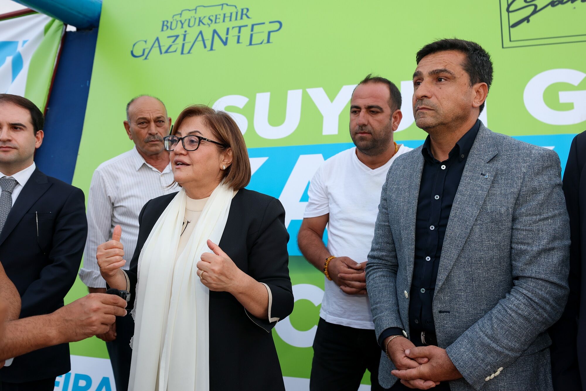 Başkan Şahi̇n, Karkamiş’ta 5 Bi̇n Ki̇şi̇ye Hi̇zmet Veren Su Yatirimini Yeri̇nde İnceledi̇ (2)