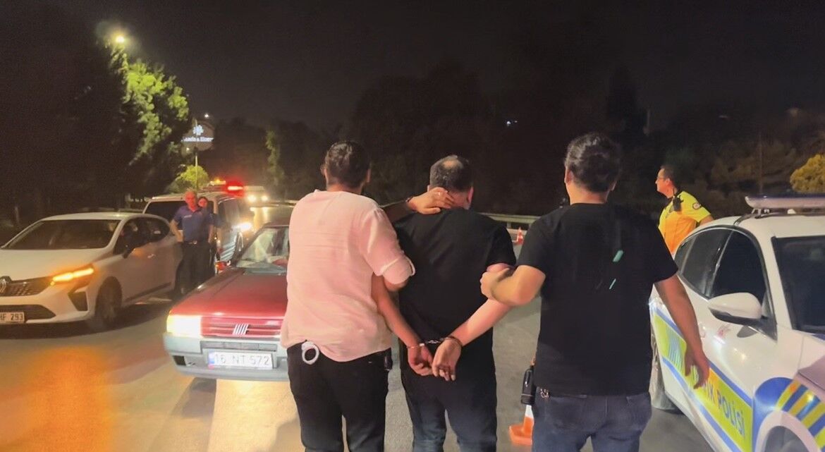 Bursa'da olaylı gece! Ters yola girdi, ortalığı birbirine kattı