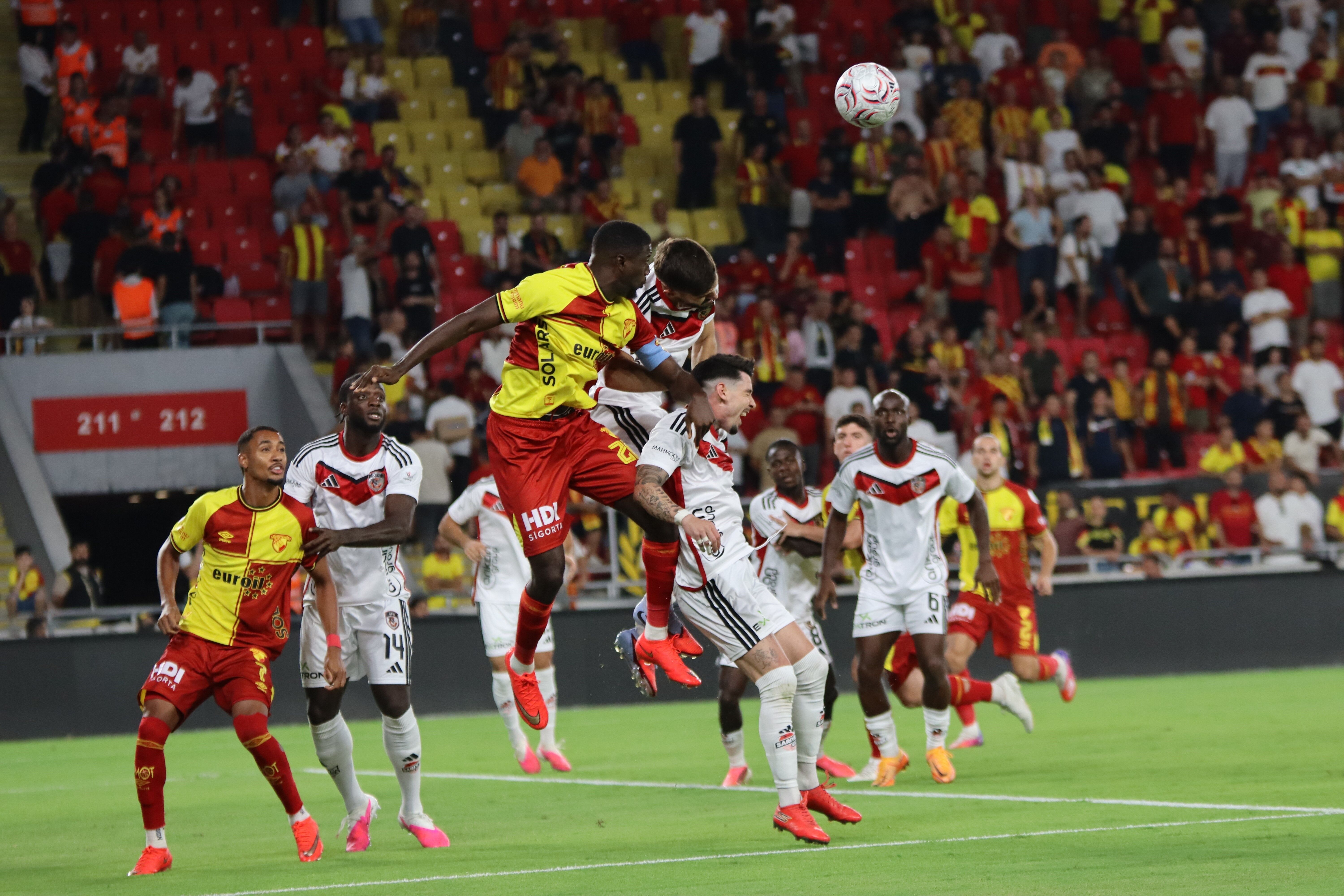 Göztepe’nin galibiyet hasreti 6 maça çıktı