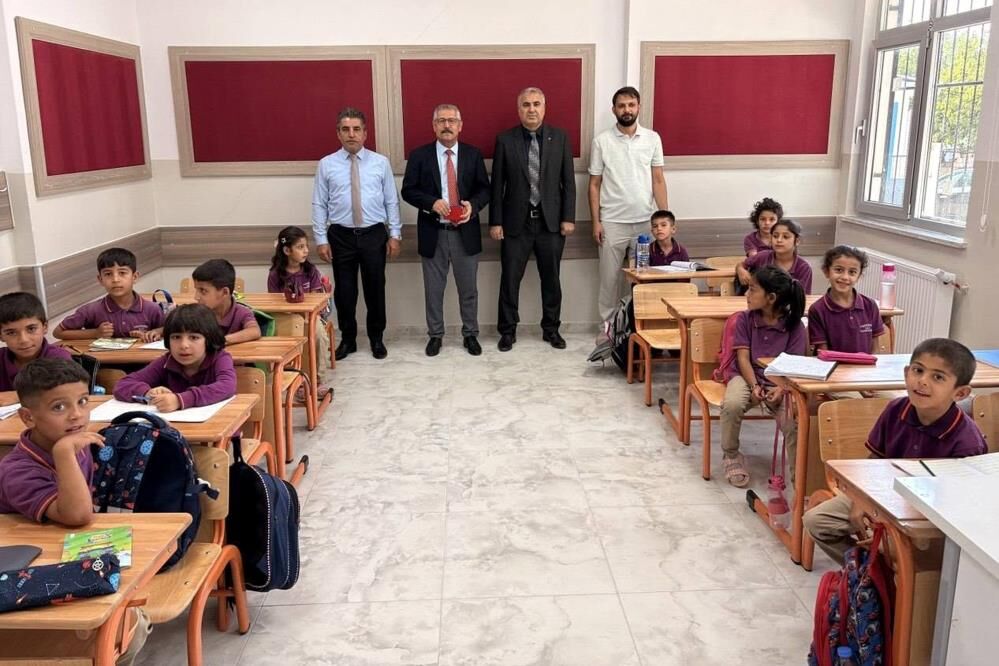 Gaziantep’te depremde yıkılmıştı! Küçüklü İlkokulu yeni binasında eğitim-öğretime başladı
