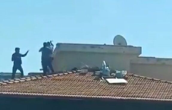 Gaziantep’te yürekleri ağza getiren olay! Bina çatısı ringe döndü… İşte o anlar