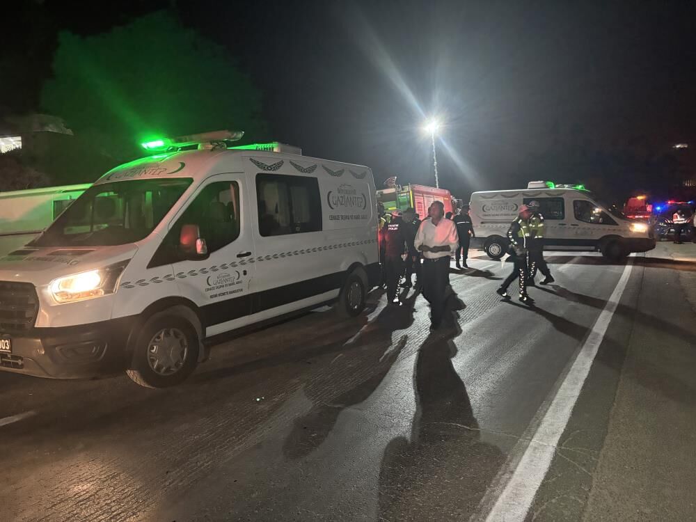 Gaziantep'te acı gece 7 kişinin cenazeleri morga kaldırıldı