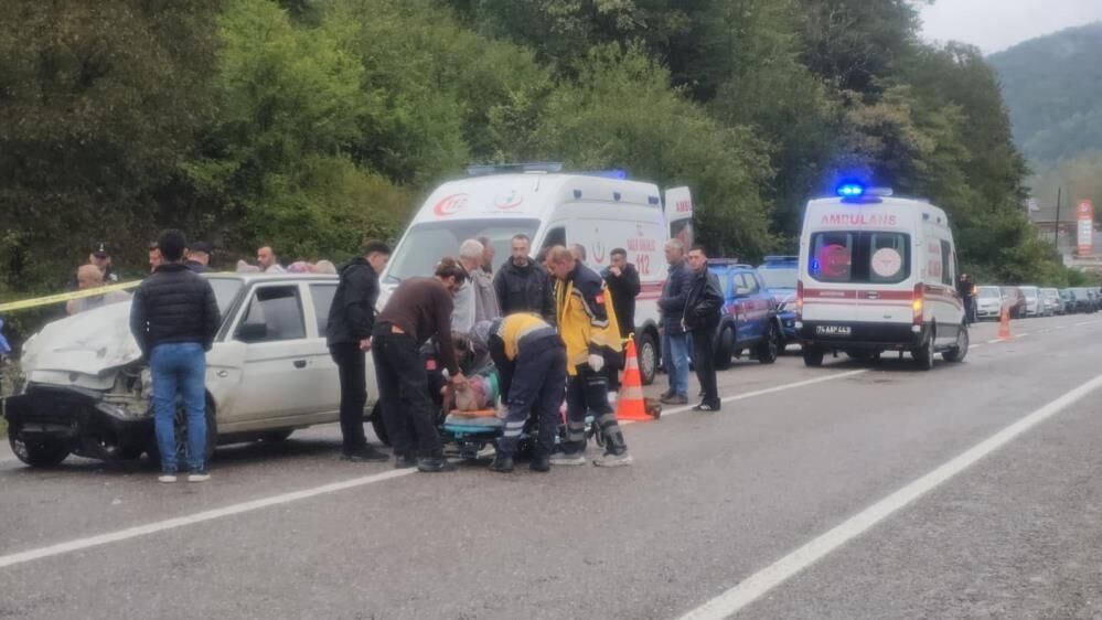 Yağmur sonrası 1 saat arayla iki kaza! Çok sayıda ölü ve yaralılar var…