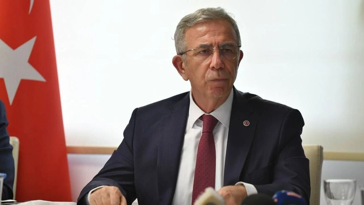 CHP’de herkesi şaşırtan istifa! ABB Başkanı Mansur Yavaş, CHP’den istifa etti