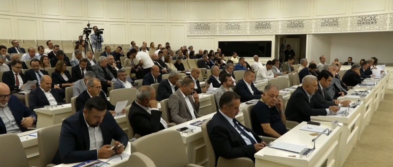 Gaziantep Büyükşehir Meclisinde şok istifalar! 8 isim CHP’den ayrıldı…