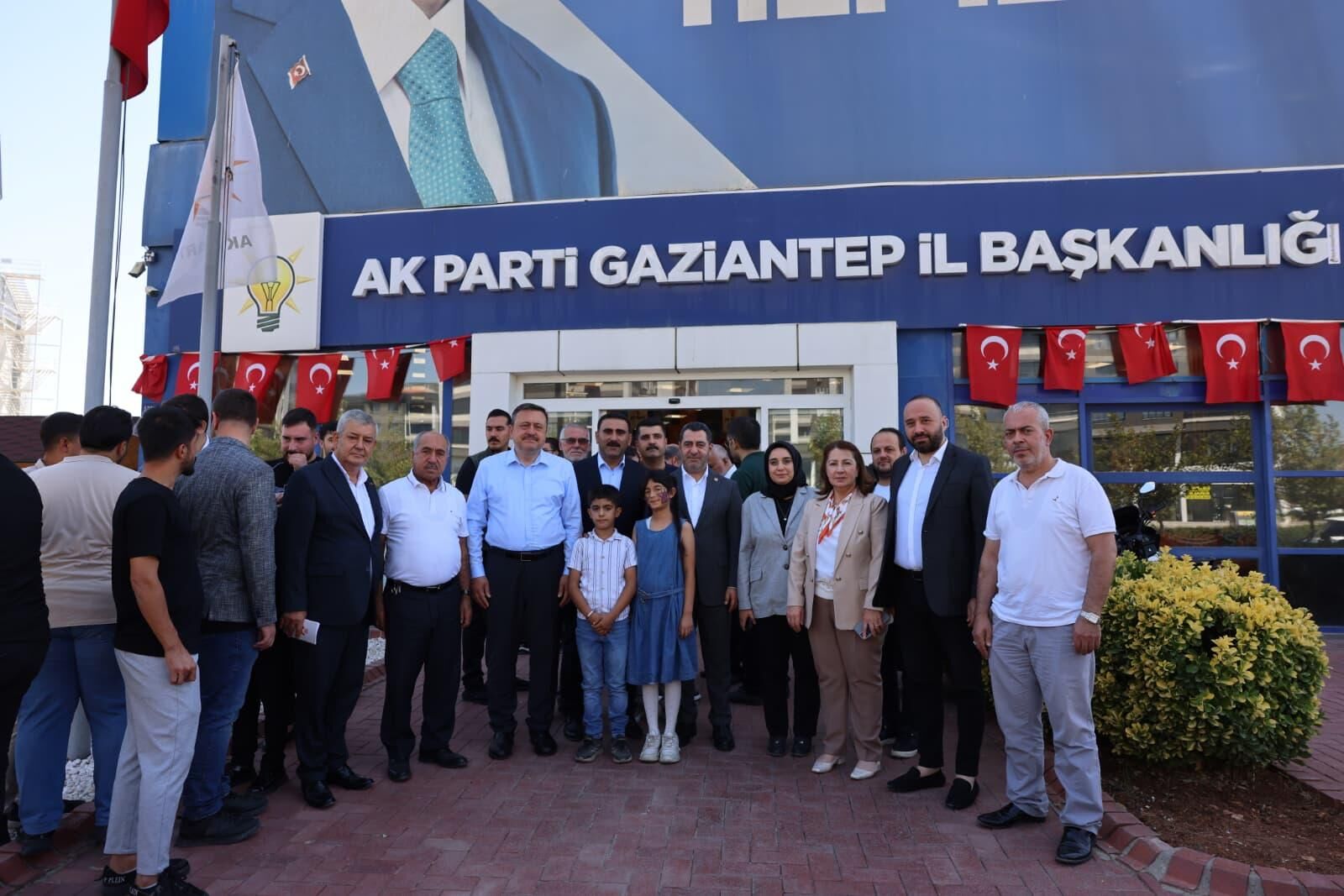 AK Parti Gaziantep’ten eğitime gönülden destek