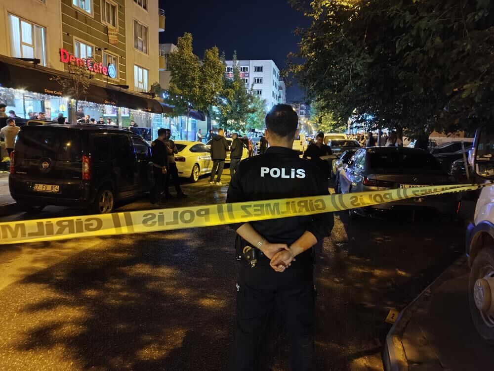 Restorana silahlı saldırı!