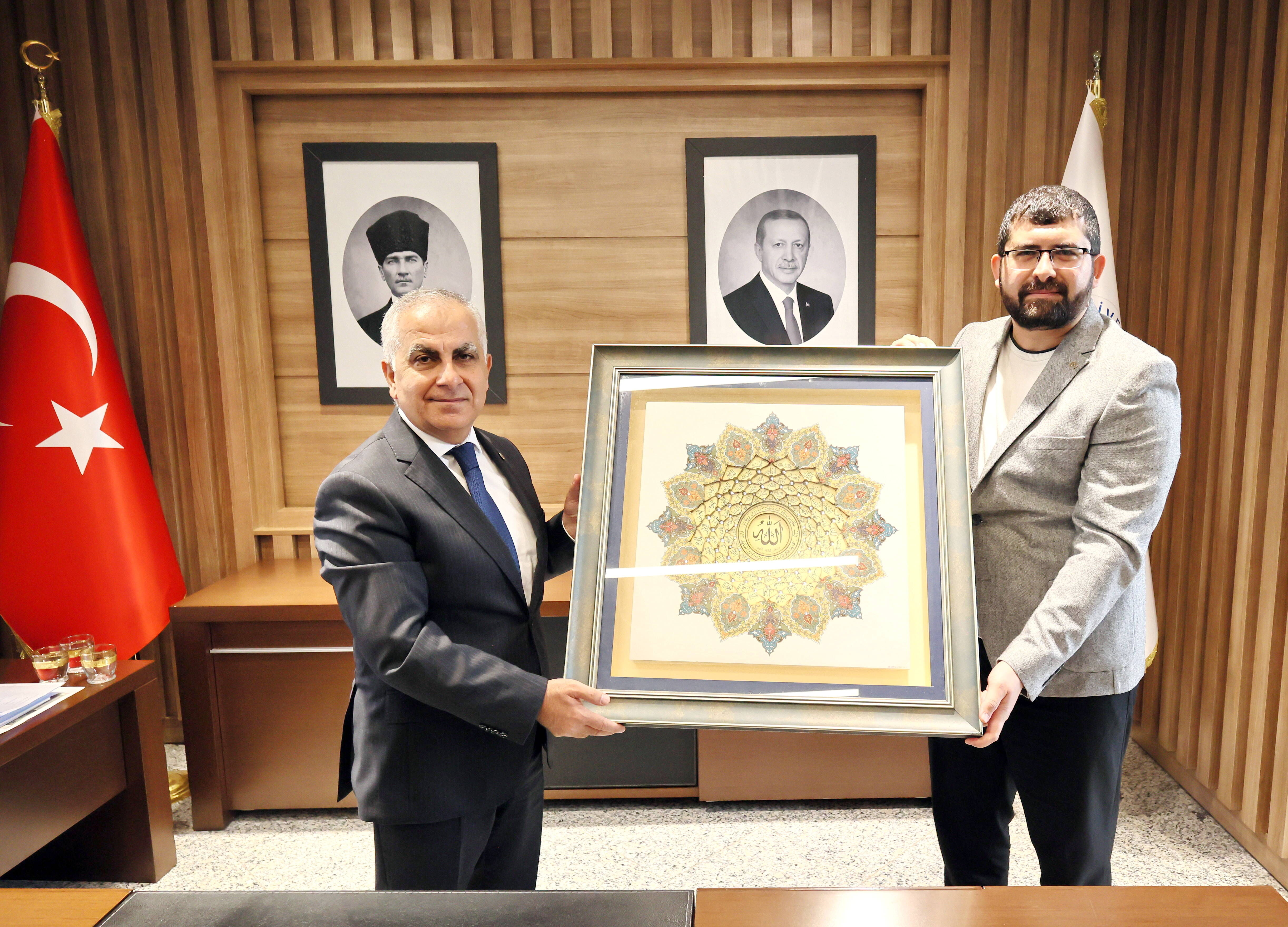 Akademi̇k Heyetten Rektör Doğan'a Teşekkür Zi̇yareti̇ 1