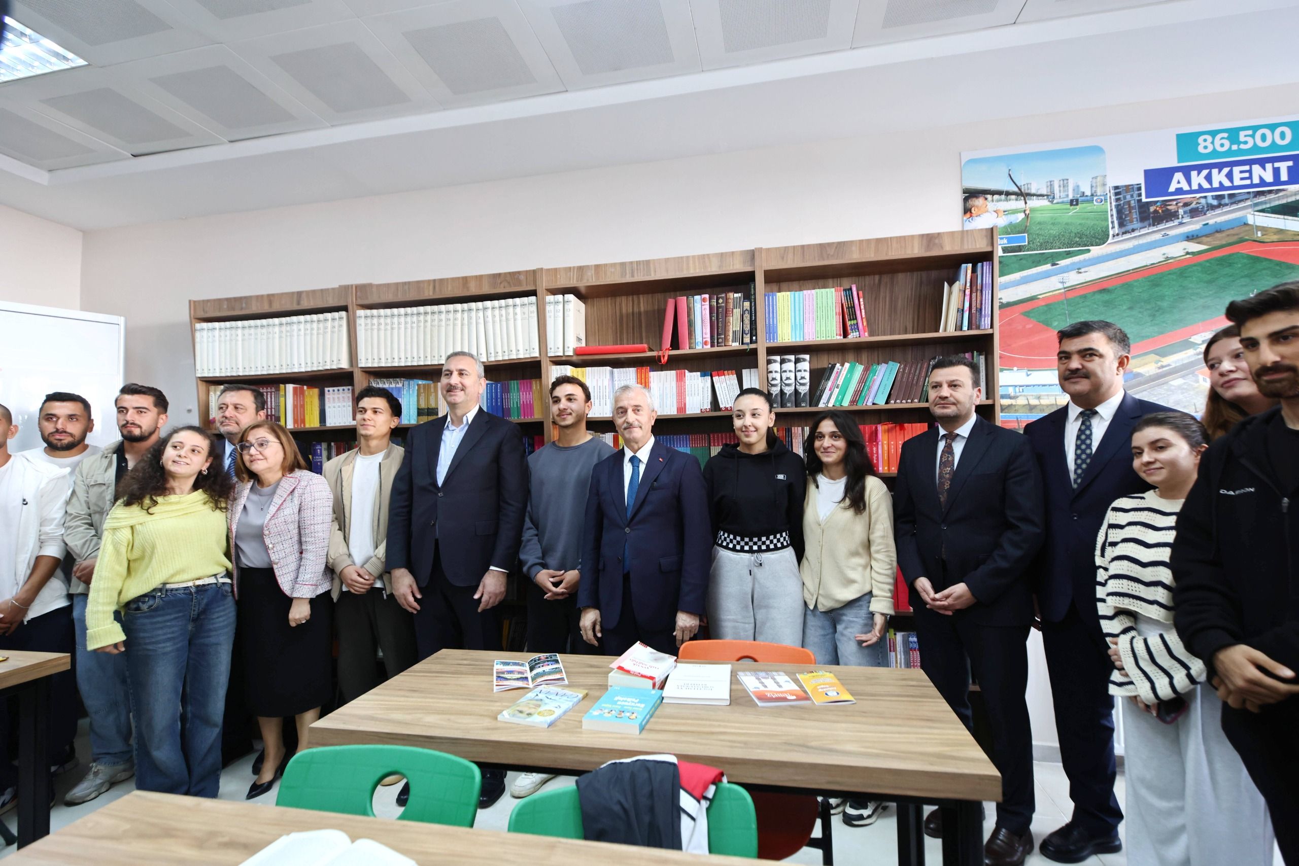Genç Ofi̇s (6)