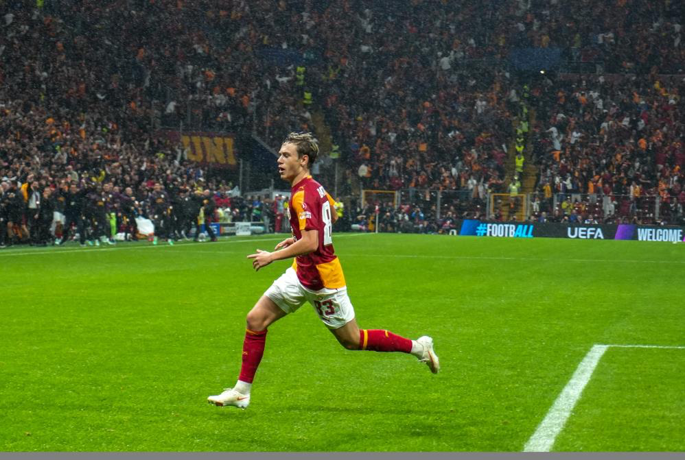 Galatasaray’da Aleksey Batrakov siftah yaptı! İlk golünü Barcelona’ya karşı attı